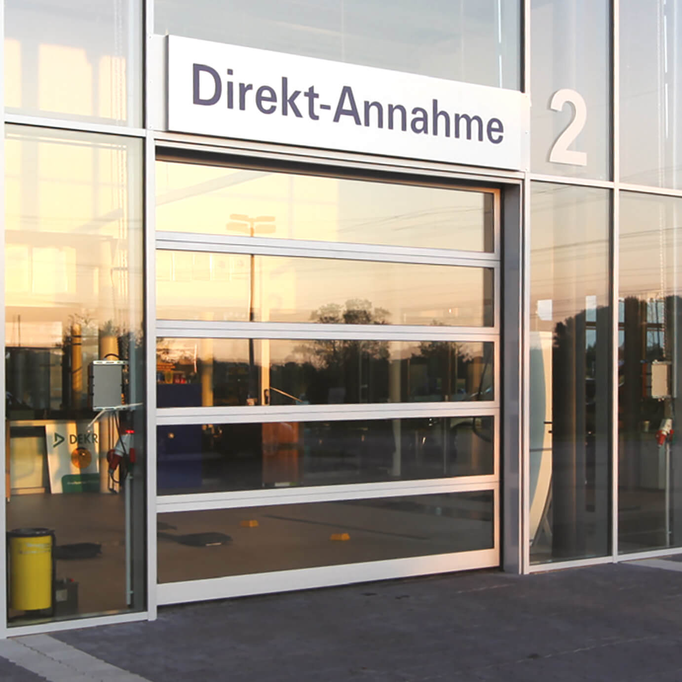 Werkstatttor lichtdurchlaessig Pfullendorfer