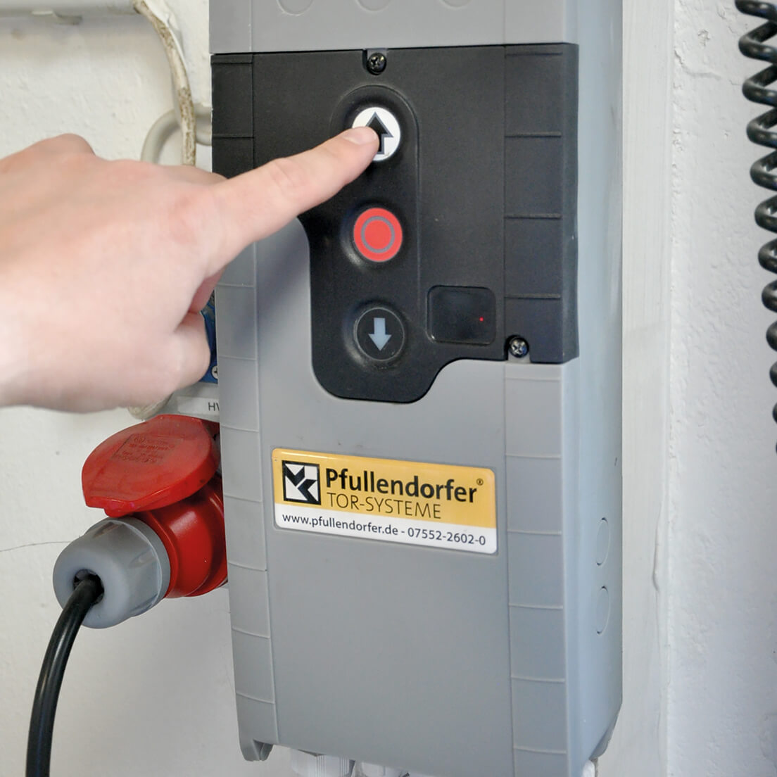 Werkstatttore elektrisch betaetigen Pfullendorfer